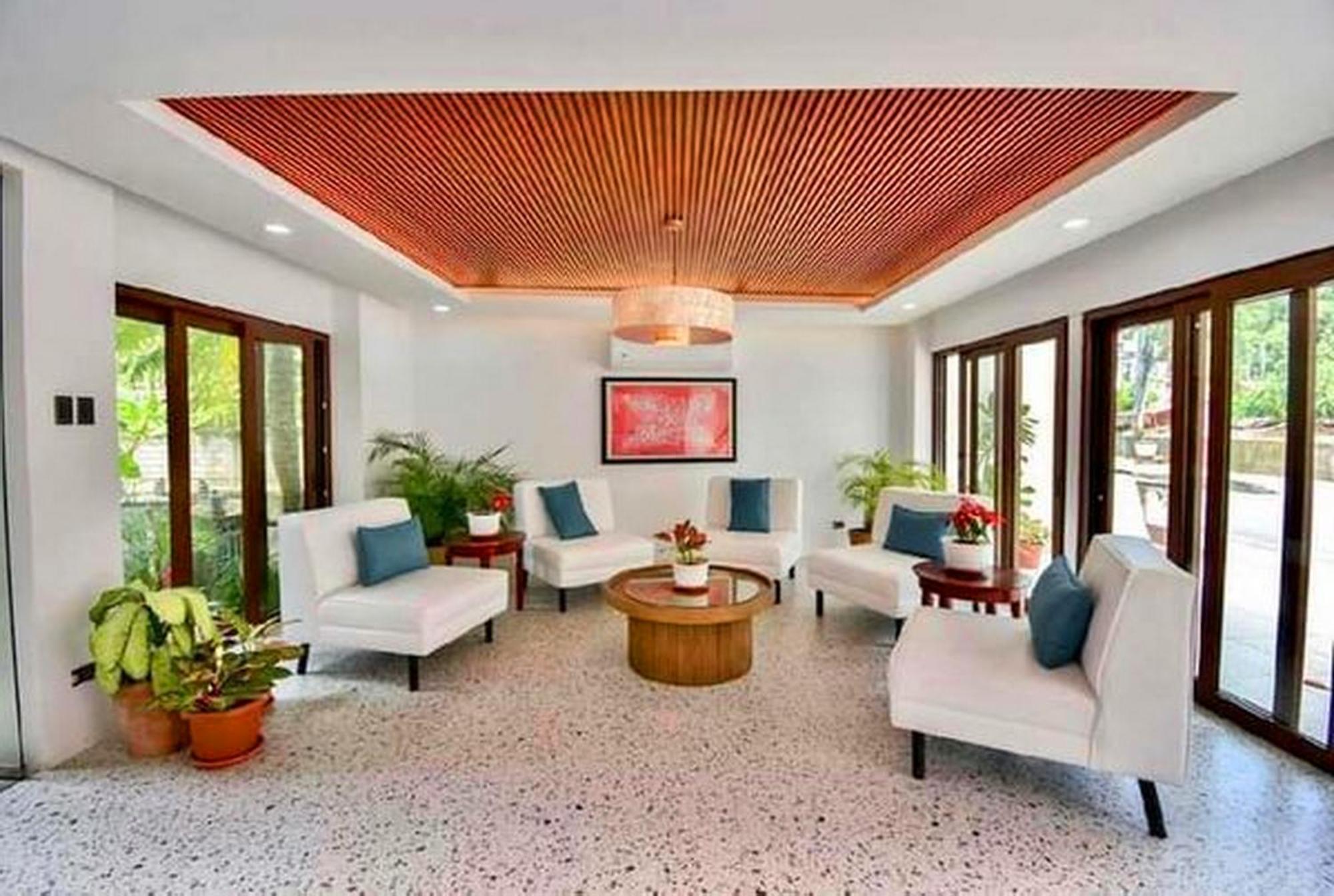 Lukay Las Brisas Balabag  المظهر الخارجي الصورة