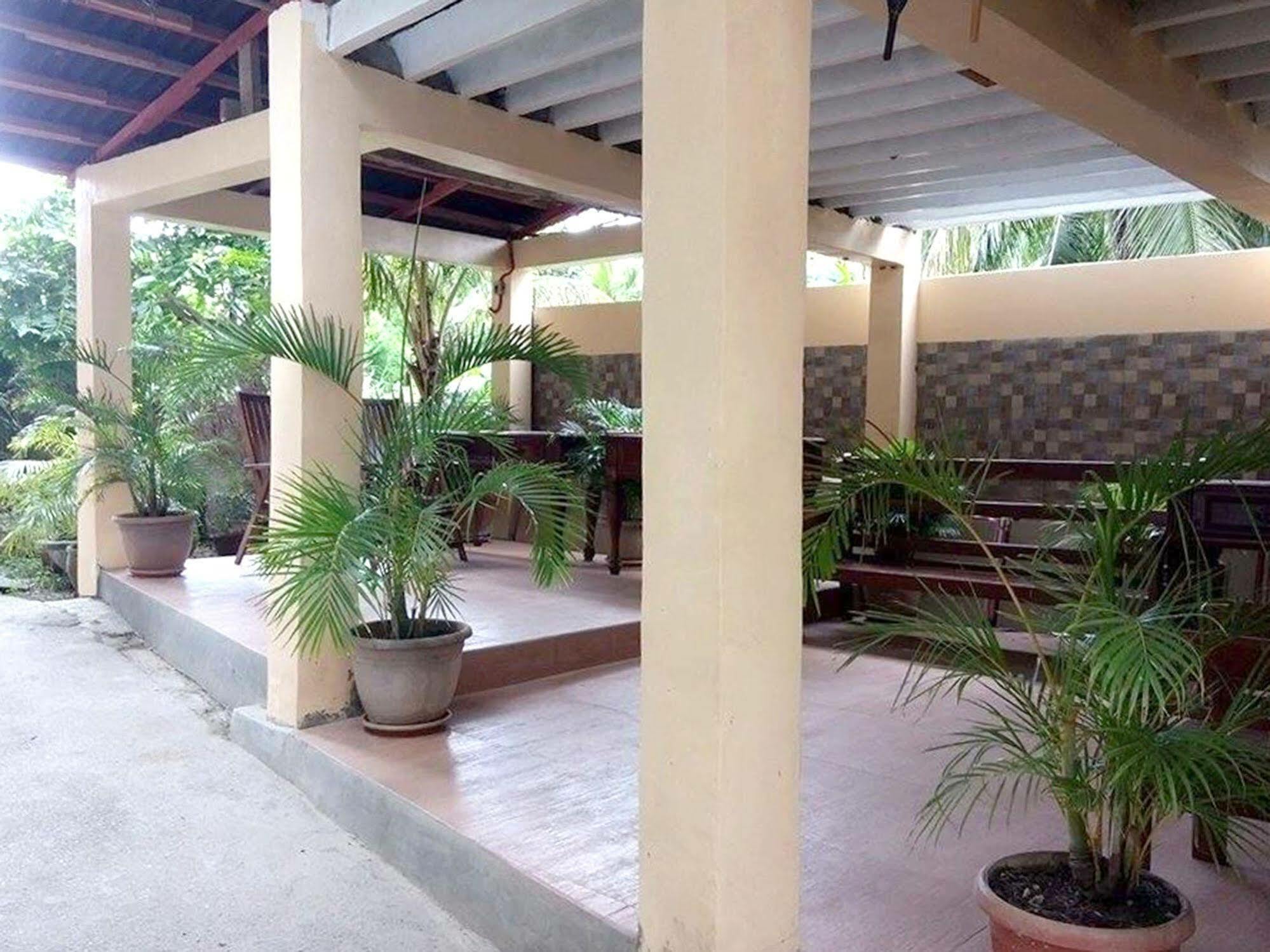 Lukay Las Brisas Balabag  المظهر الخارجي الصورة