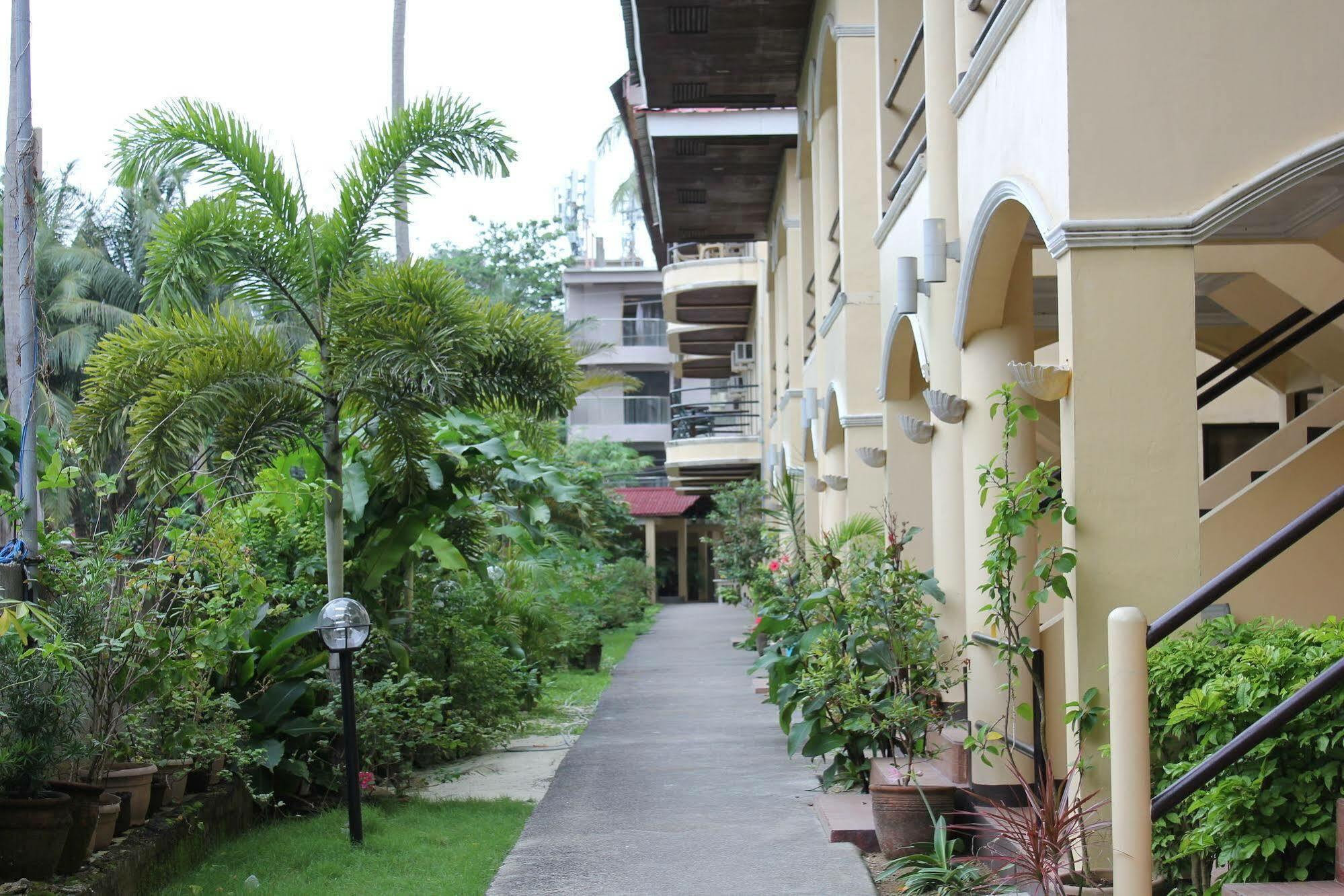 Lukay Las Brisas Balabag  المظهر الخارجي الصورة